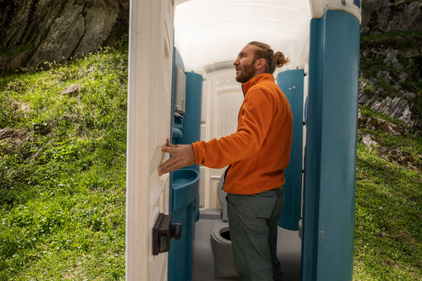 Best Portable toilet rental cost  in Cozad, NE